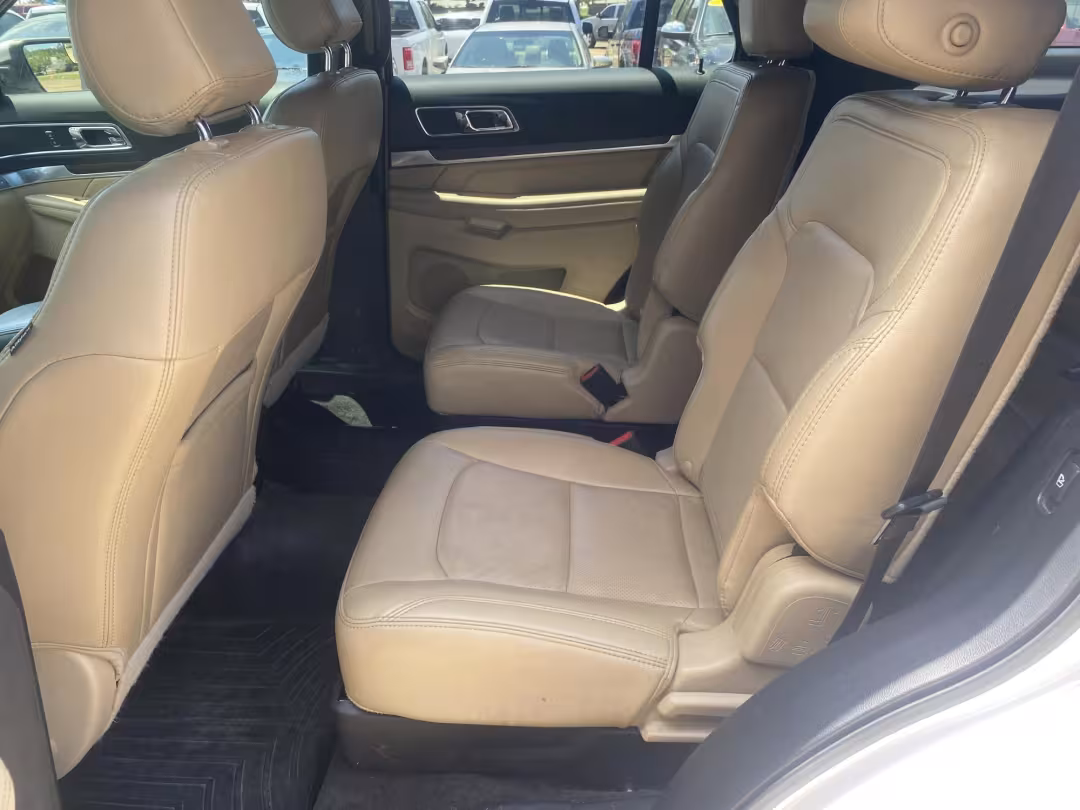 2017 Ford Explorer - 1FM5K7F84HGB62086 - Image #14