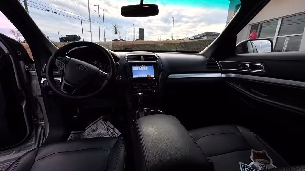2017 Ford Explorer - 1FM5K8D85HGA41043 - Image #1