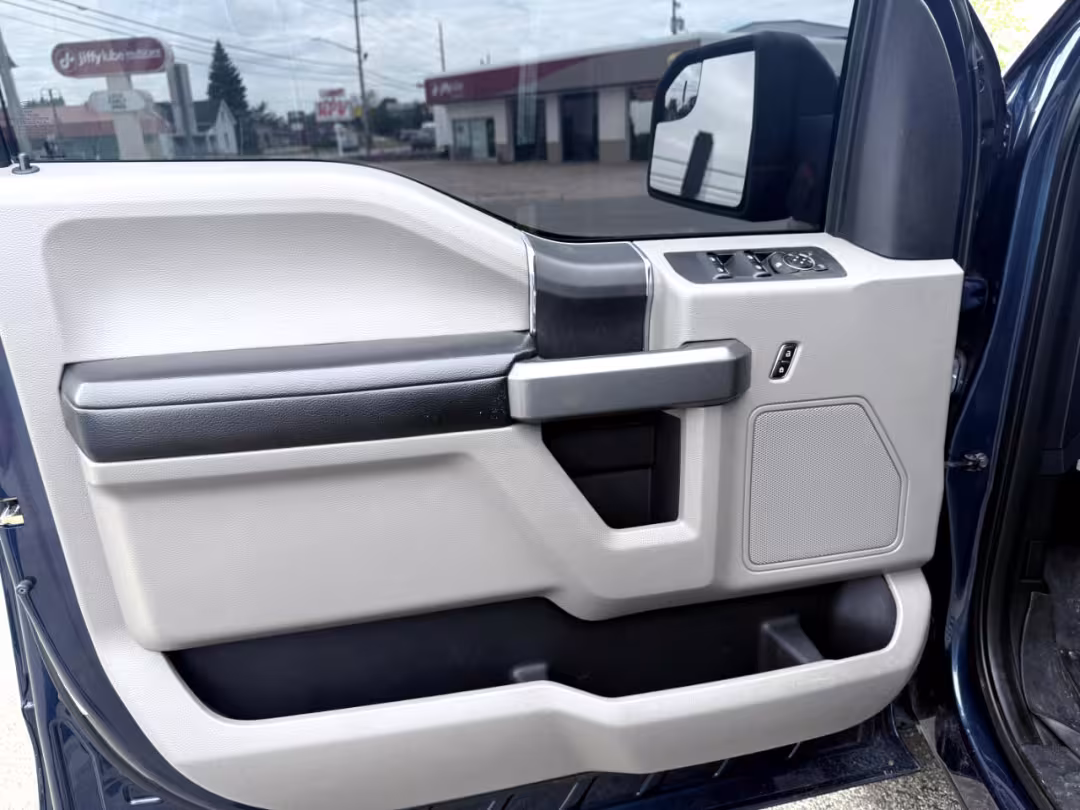 2017 Ford F-150 - 1FTEW1EF4HFA75574 - Image #11