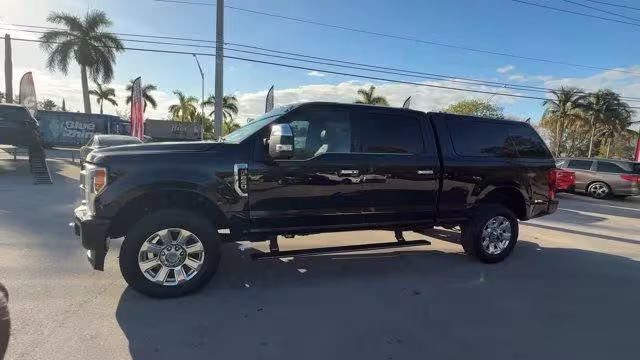 2017 Ford F-250 SD - 1FT7W2BT5HED41845 - Image #1