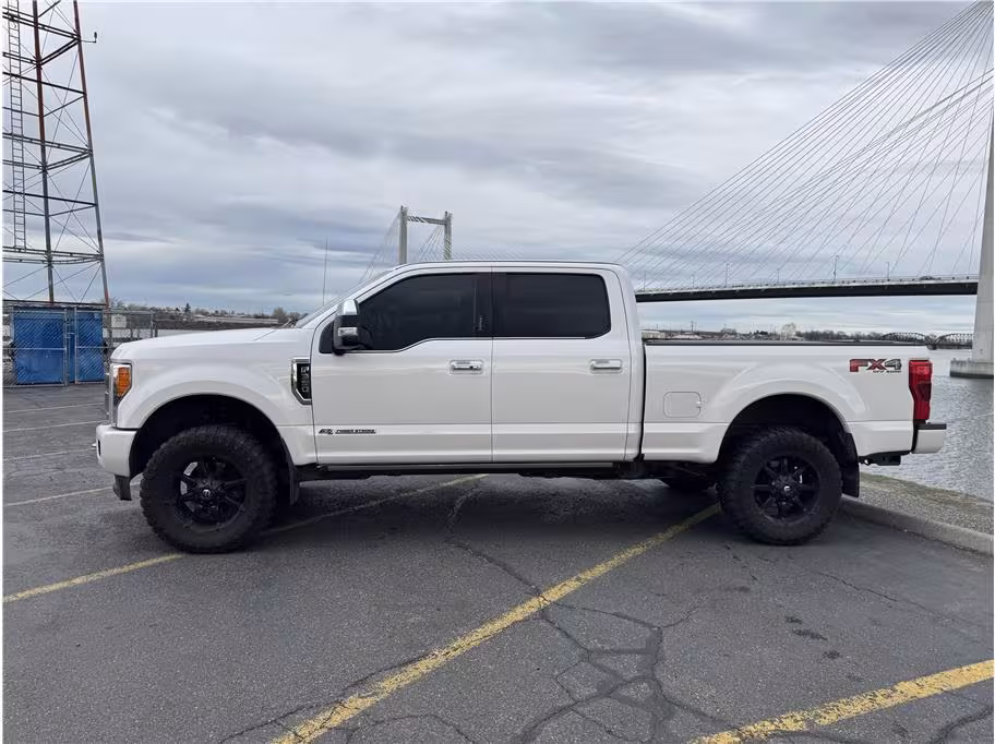 2017 Ford F-350 SD - 1FT8W3BT6HED22134 - Image #1