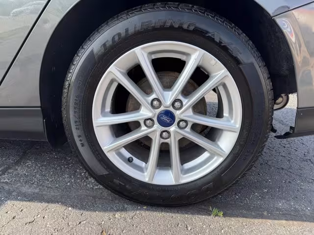 2017 Ford Focus - 1FADP3F29HL209101 - Image #6