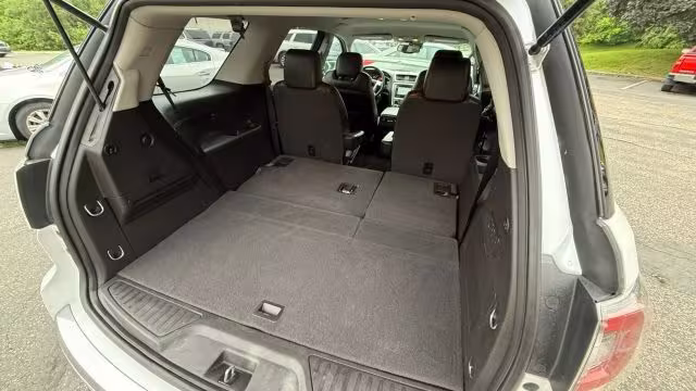 2017 GMC Acadia - 1GKKVSKD9HJ202223 - Image #24