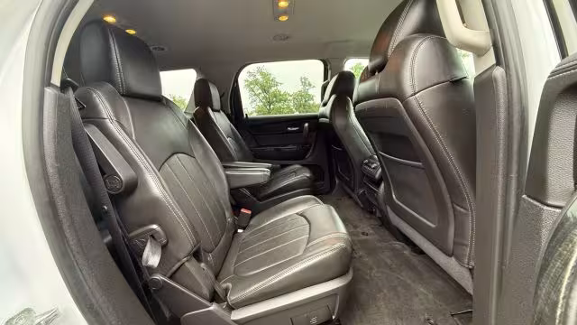 2017 GMC Acadia - 1GKKVSKD9HJ202223 - Image #27