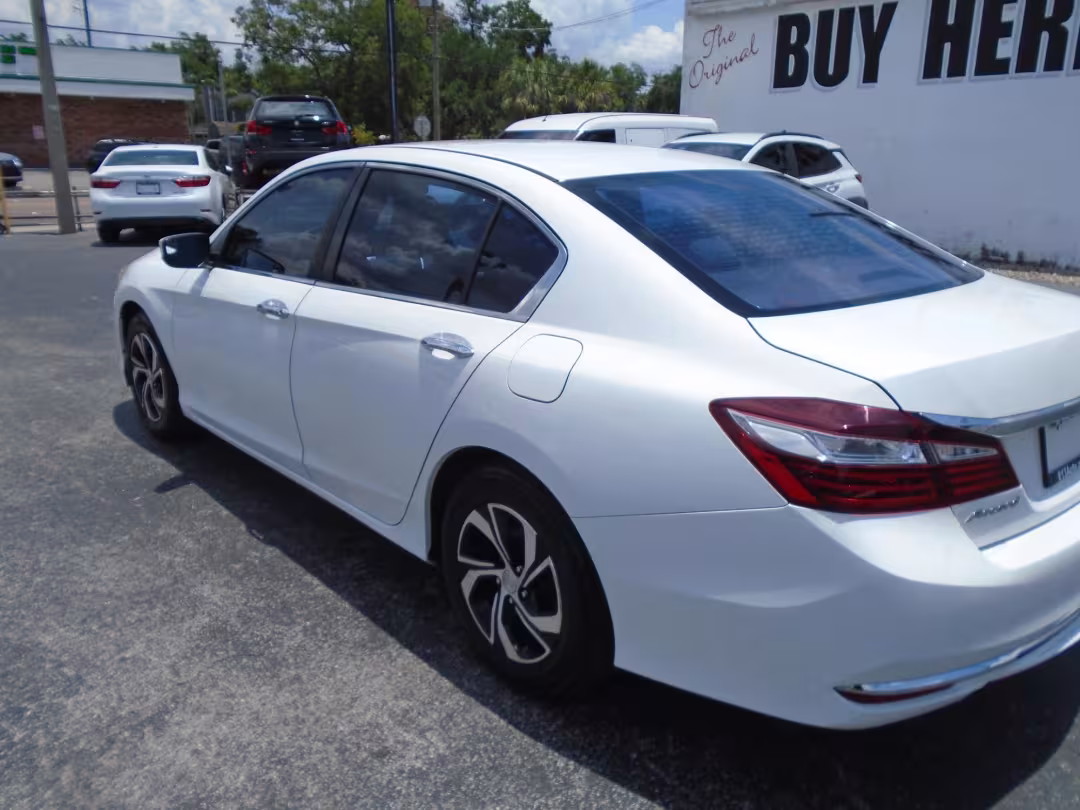 2017 Honda Accord - 1HGCR2F30HA191913 - Image #14
