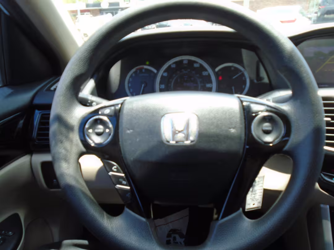 2017 Honda Accord - 1HGCR2F30HA191913 - Image #22