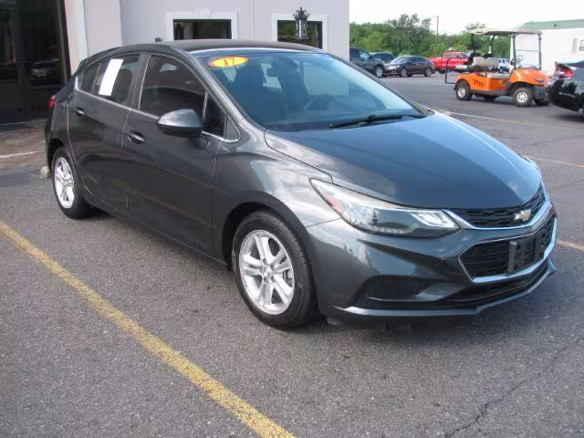 2017 Honda Cruze - 3G1BE6SM0HS589478 - Image #10