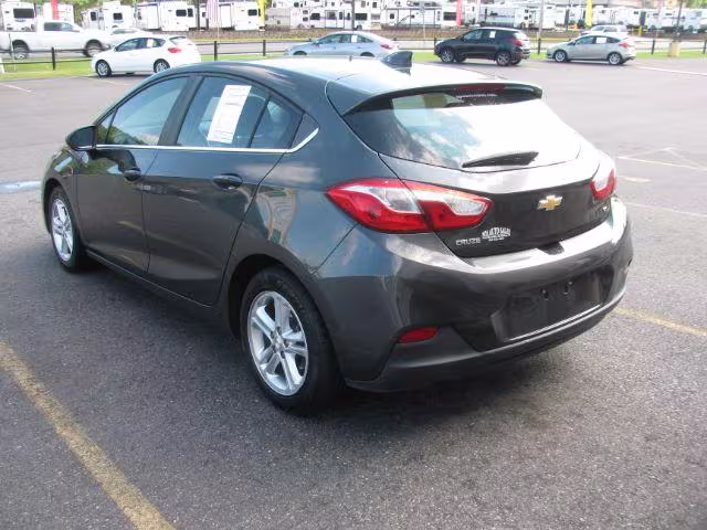 2017 Honda Cruze - 3G1BE6SM0HS589478 - Image #3