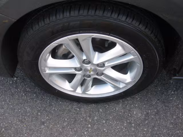 2017 Honda Cruze - 3G1BE6SM0HS589478 - Image #6