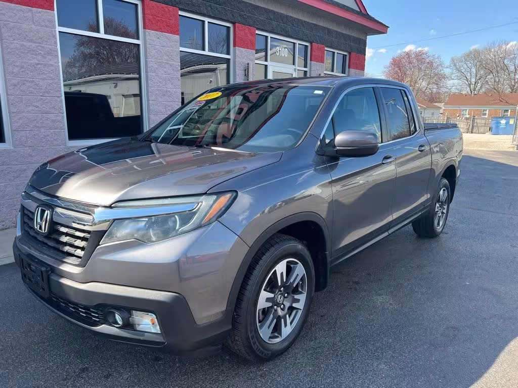 2017 Honda Ridgeline - 5FPYK3F50HB023266 - Image #2