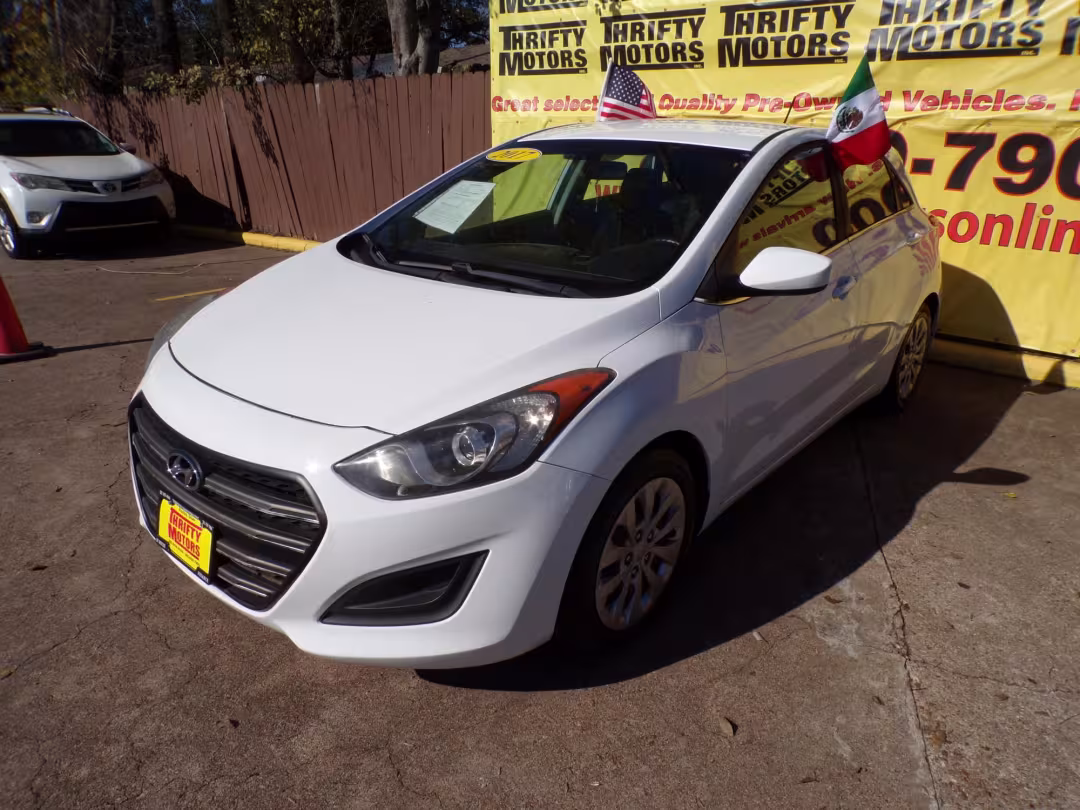 2017 Hyundai Elantra GT - KMHD35LH7HU384348 - Image #1