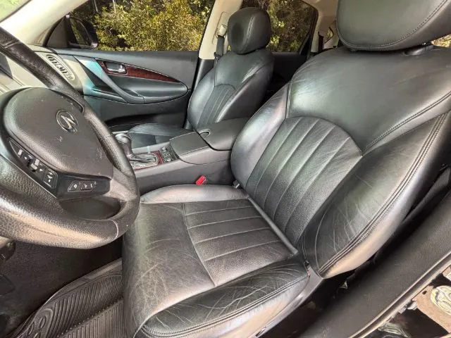 2017 Infiniti QX50 - JN1BJ0RP9HM383062 - Image #9