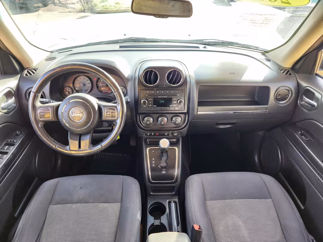 2017 Jeep Patriot - 1C4NJPFB9HD184038 - Image #8