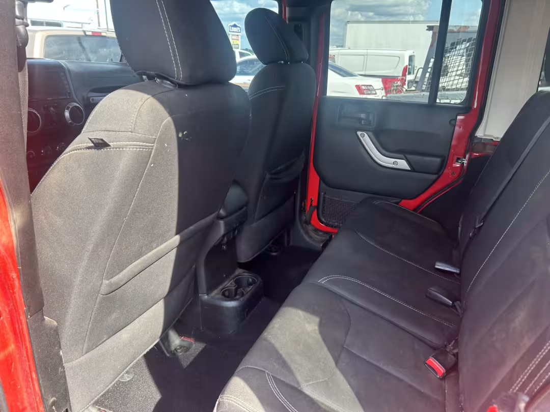 2017 Jeep Wrangler - 1C4HJWEGXHL660890 - Image #10