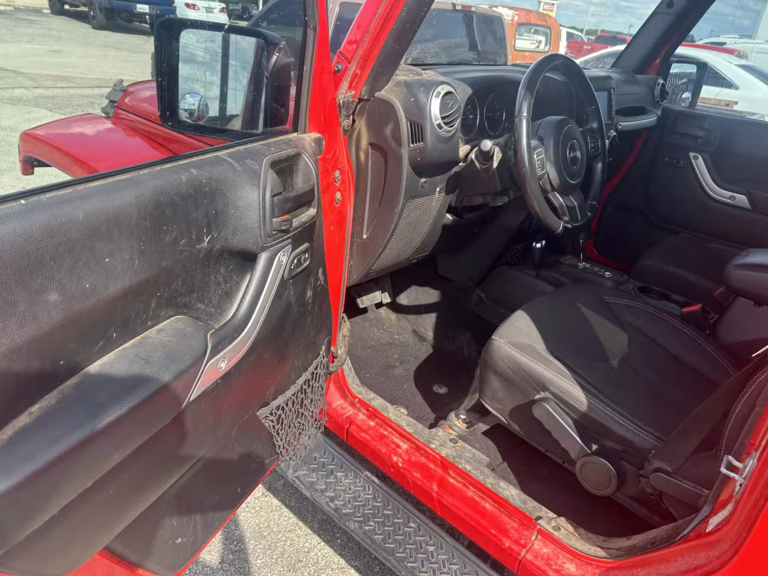 2017 Jeep Wrangler - 1C4HJWEGXHL660890 - Image #11
