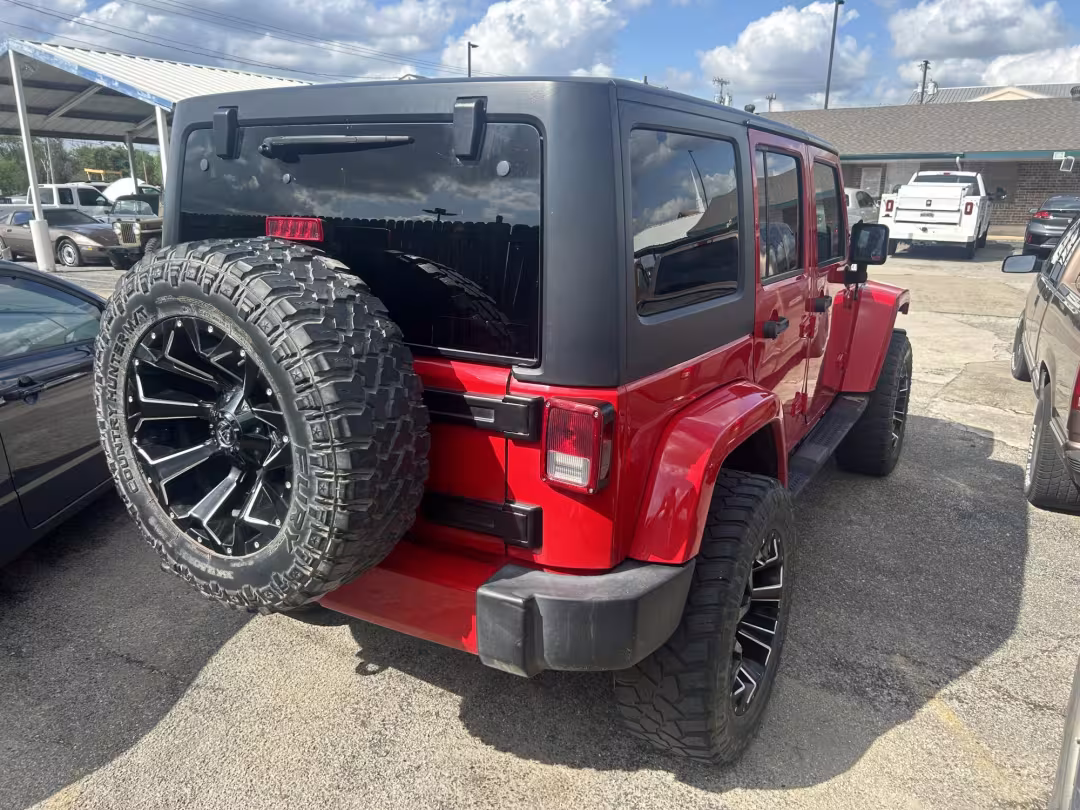2017 Jeep Wrangler - 1C4HJWEGXHL660890 - Image #8