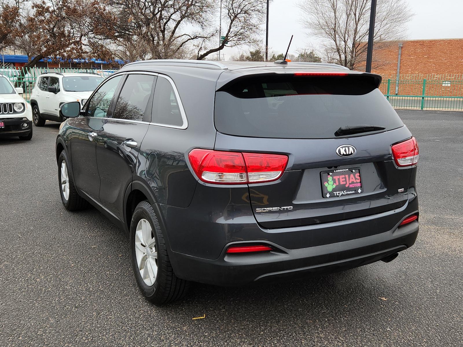 2017 Kia Sorento - 5XYPG4A34HG201030 - Image #3