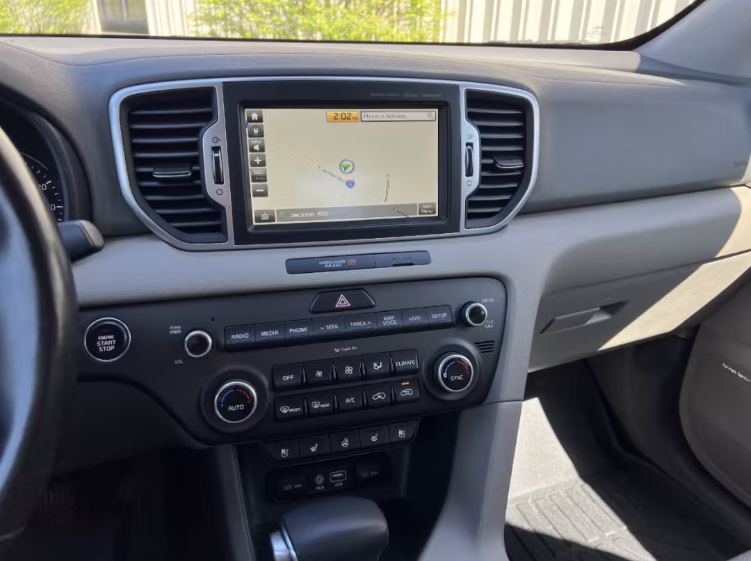 2017 Kia Sportage - KNDPN3AC3H7237286 - Image #29