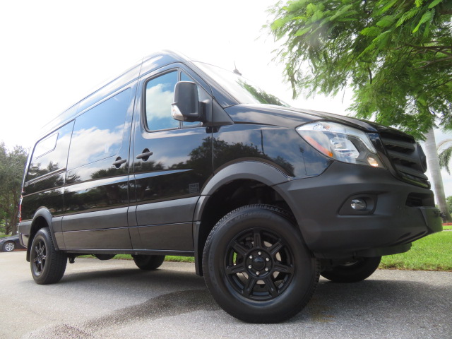 2017 Mercedes-Benz Sprinter - WD4FE7CD2HP575714 - Image #3