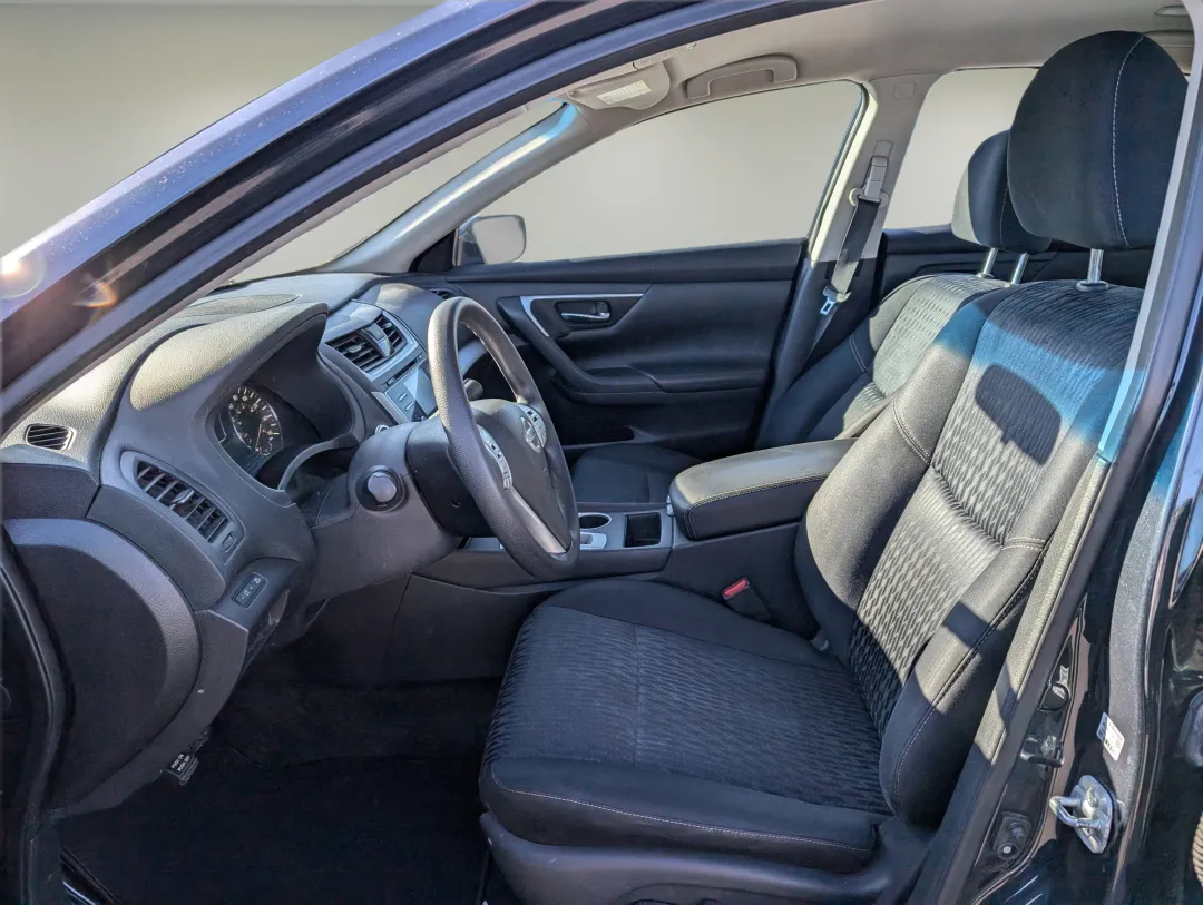 2017 Nissan Altima - 1N4AL3AP3HC215073 - Image #11