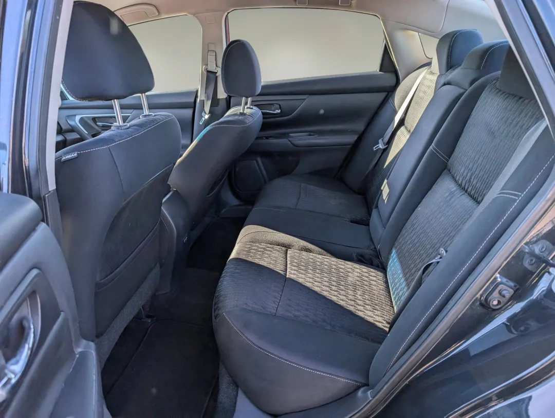 2017 Nissan Altima - 1N4AL3AP3HC215073 - Image #12