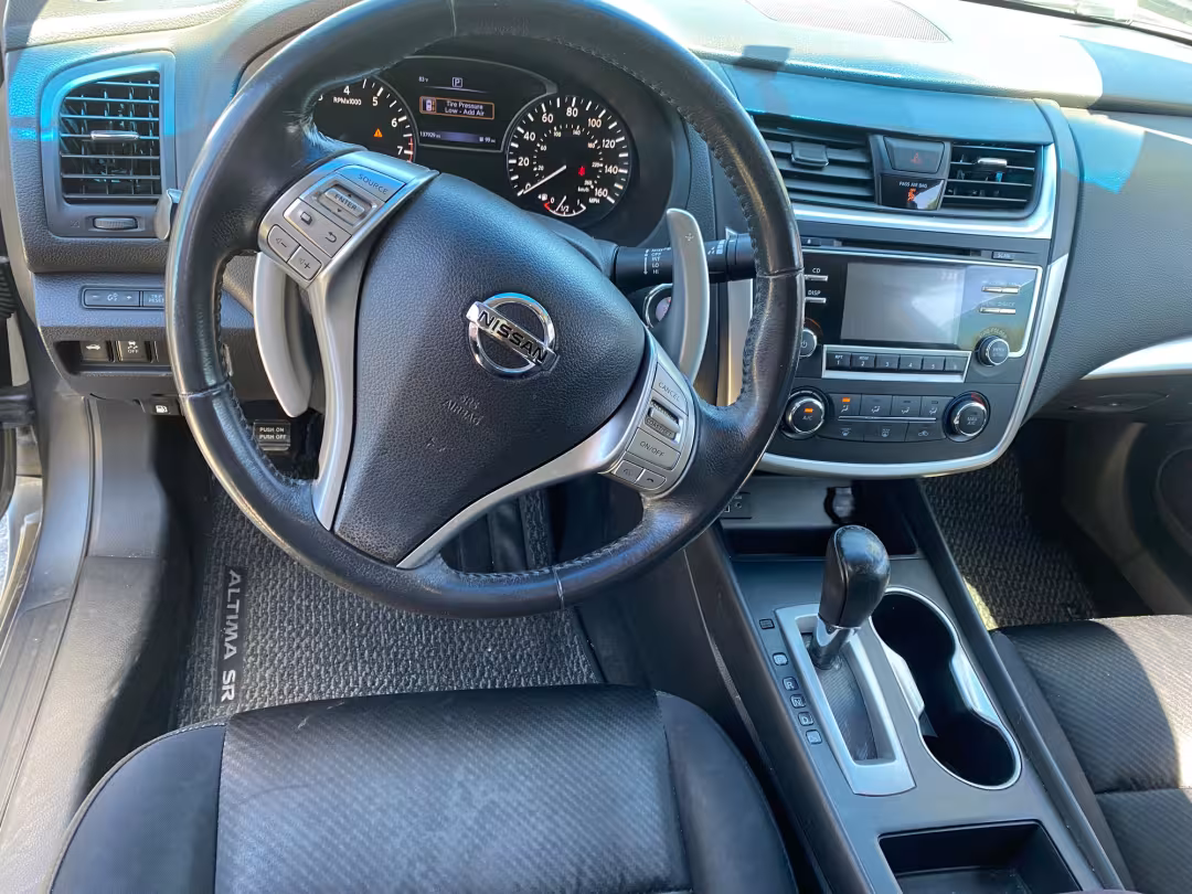 2017 Nissan Altima - 1N4AL3APXHC483442 - Image #2