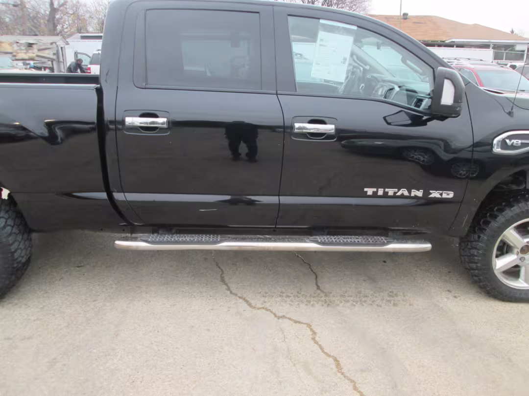 2017 Nissan Titan XD - 1N6AA1F37HN568671 - Image #3