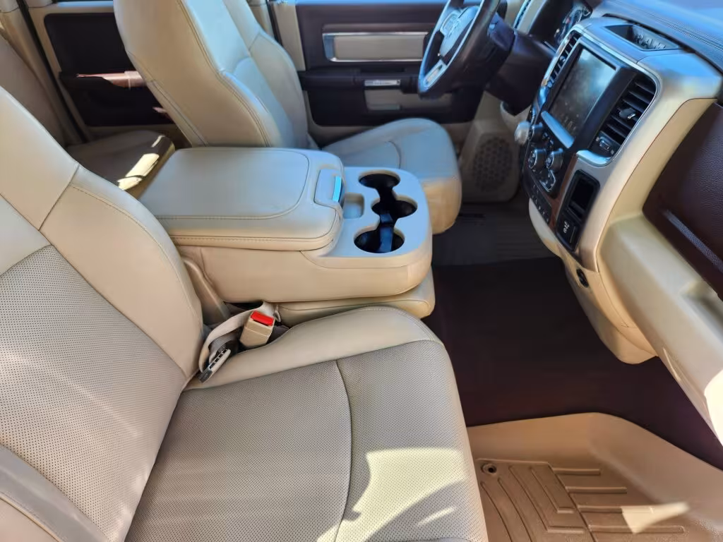 2017 Ram 1500 - 1C6RR7JT0HS549641 - Image #13