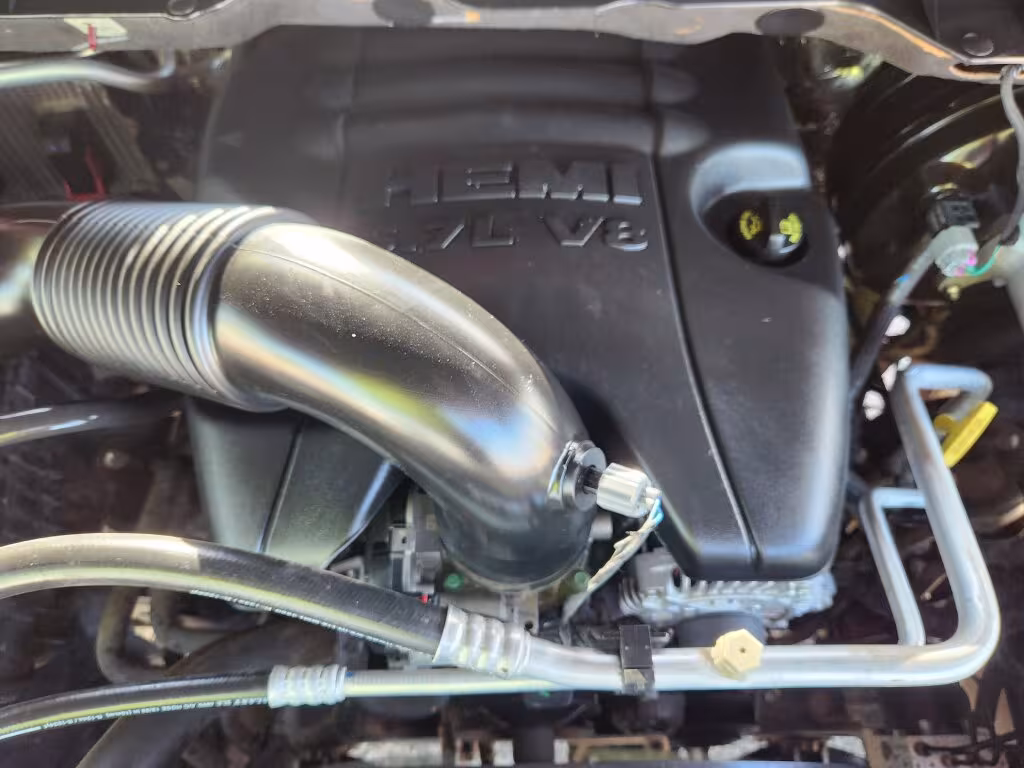 2017 Ram 1500 - 1C6RR7JT0HS549641 - Image #14