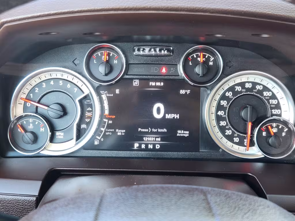 2017 Ram 1500 - 1C6RR7JT0HS549641 - Image #16