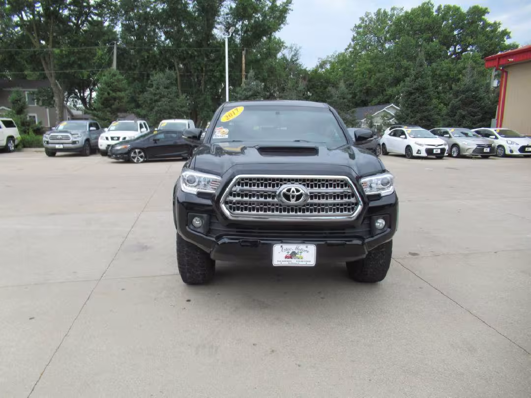 2017 Toyota Tacoma - 3TMCZ5AN1HM063630 - Image #1