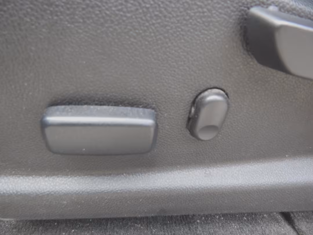 2018 Chevrolet Colorado - 1GCGSDEN8J1311790 - Image #7
