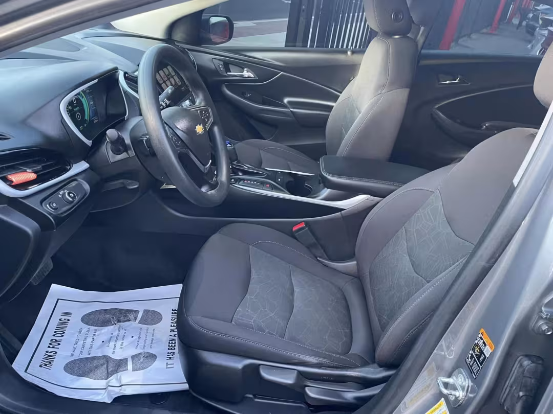 2018 Chevrolet Volt - 1G1RC6S51JU124615 - Image #6