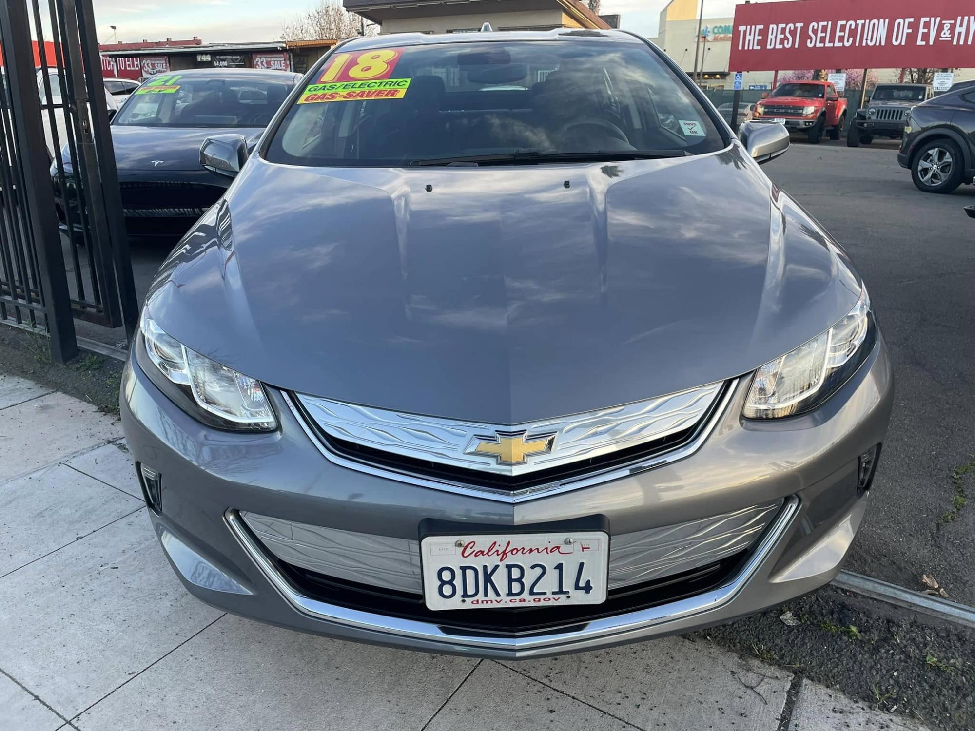 2018 Chevrolet Volt - 1G1RC6S55JU140333 - Image #2