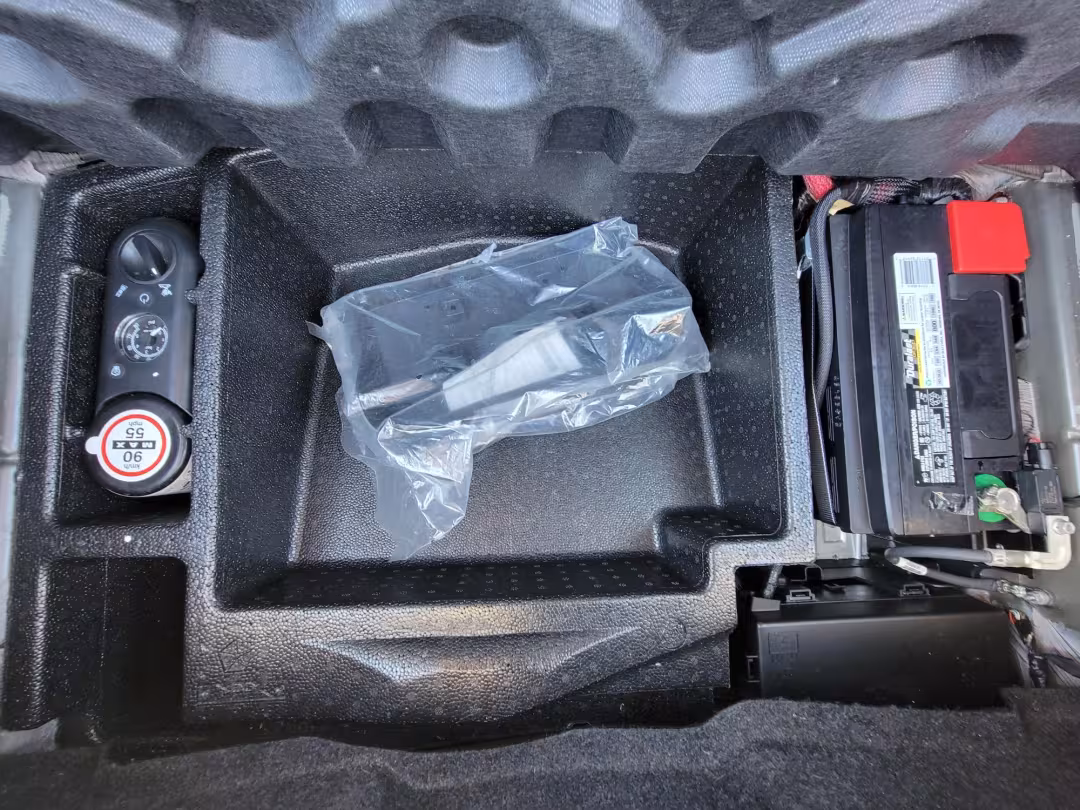 2018 Dodge Challenger - 2C3CDZAG9JH143385 - Image #28