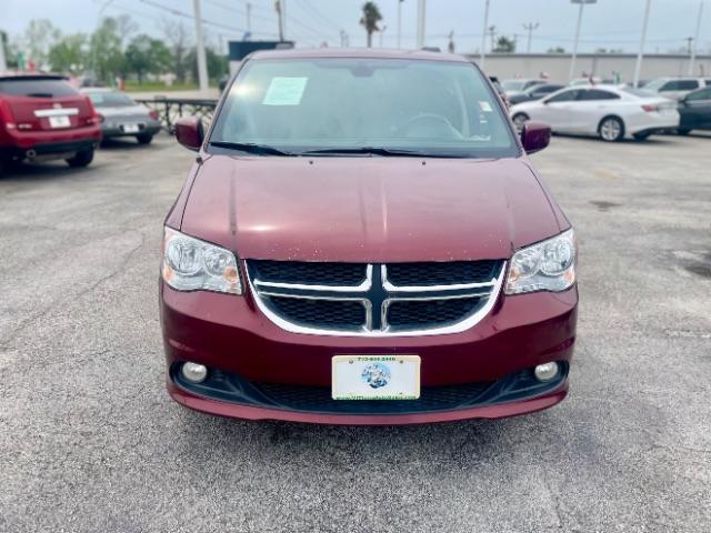 2018 Dodge Grand Caravan - 2C4RDGCG4JR304789 - Image #2
