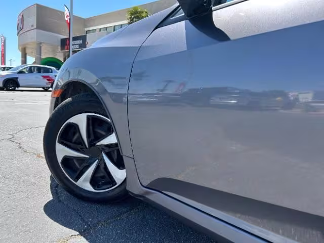 2018 Honda Civic - 2HGFC2F56JH546798 - Image #11