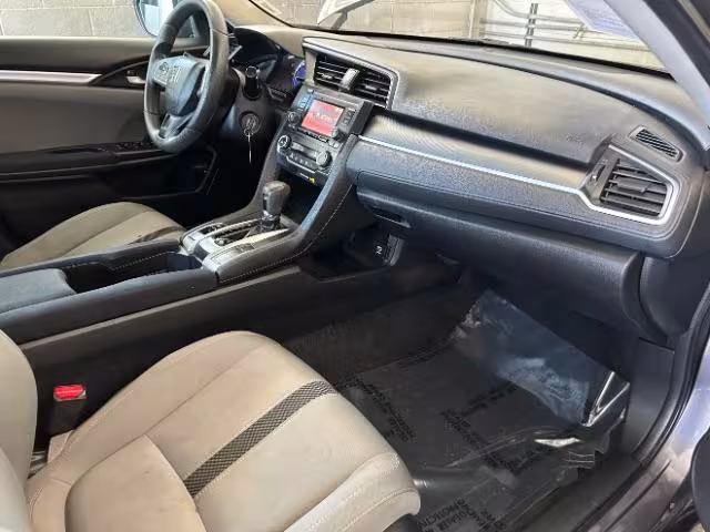 2018 Honda Civic - 2HGFC2F56JH546798 - Image #27
