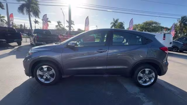 2018 Honda HR-V - 3CZRU5H39JG700646 - Image #1