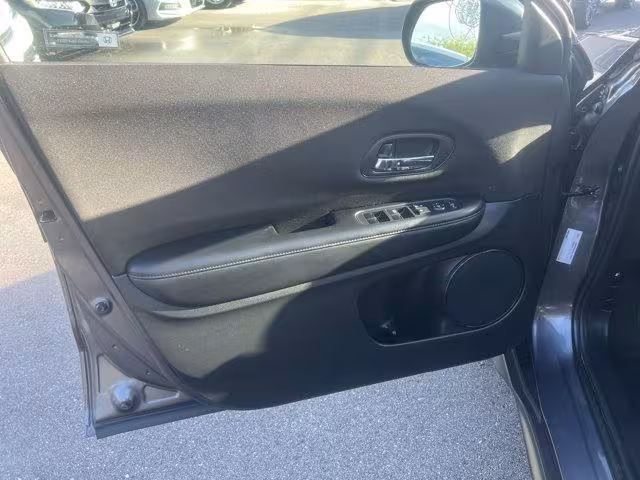 2018 Honda HR-V - 3CZRU5H39JG700646 - Image #10