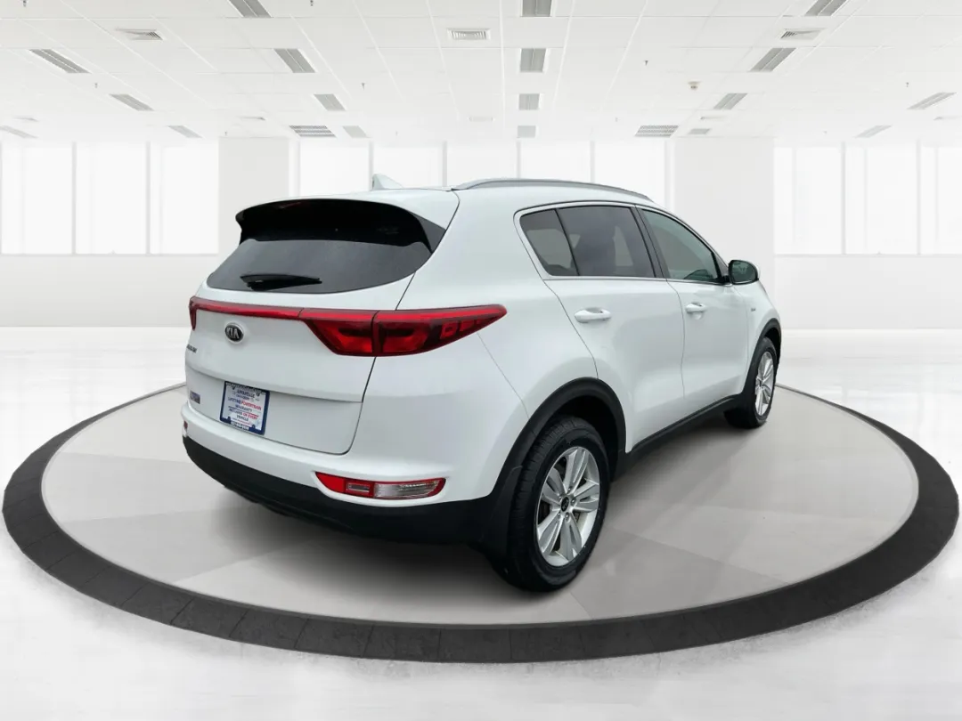 2018 Kia Sportage - KNDPMCACXJ7465374 - Image #2