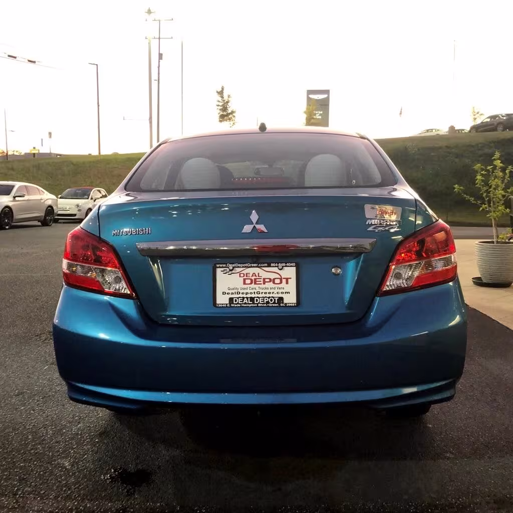 2018 Mitsubishi Mirage G4 - ML32F3FJXJHF10972 - Image #9