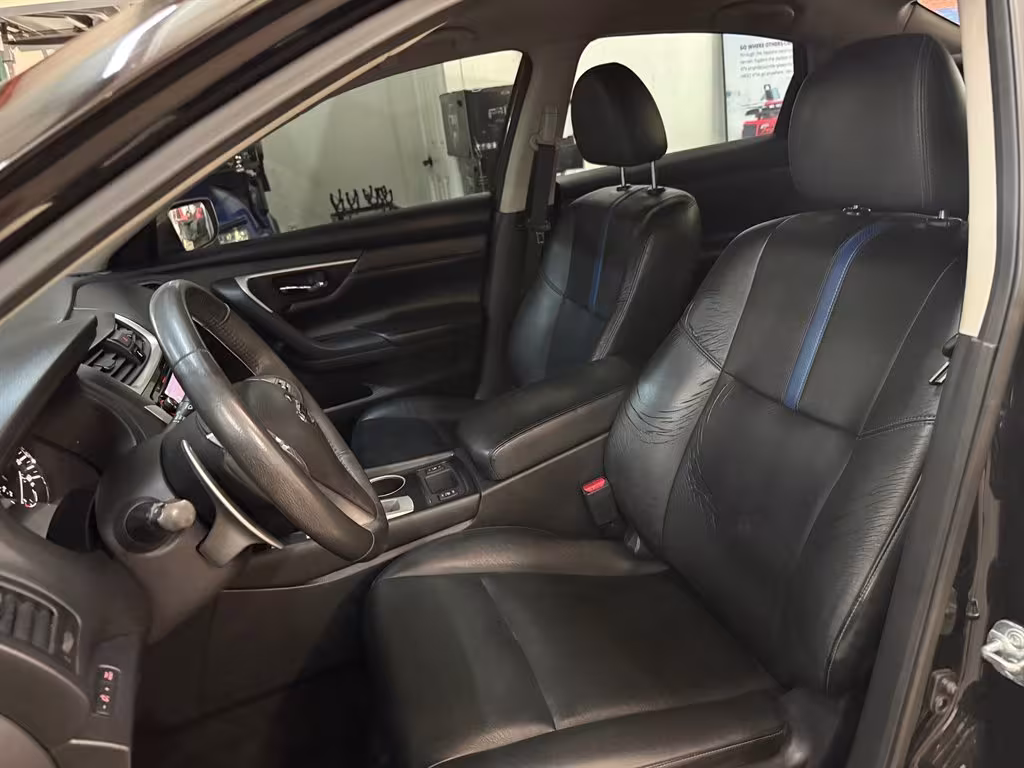2018 Nissan Altima - 1N4AL3AP5JC151124 - Image #11