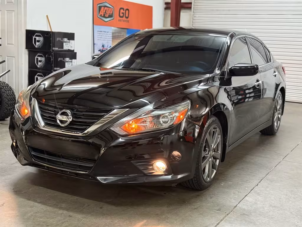 2018 Nissan Altima - 1N4AL3AP5JC151124 - Image #2