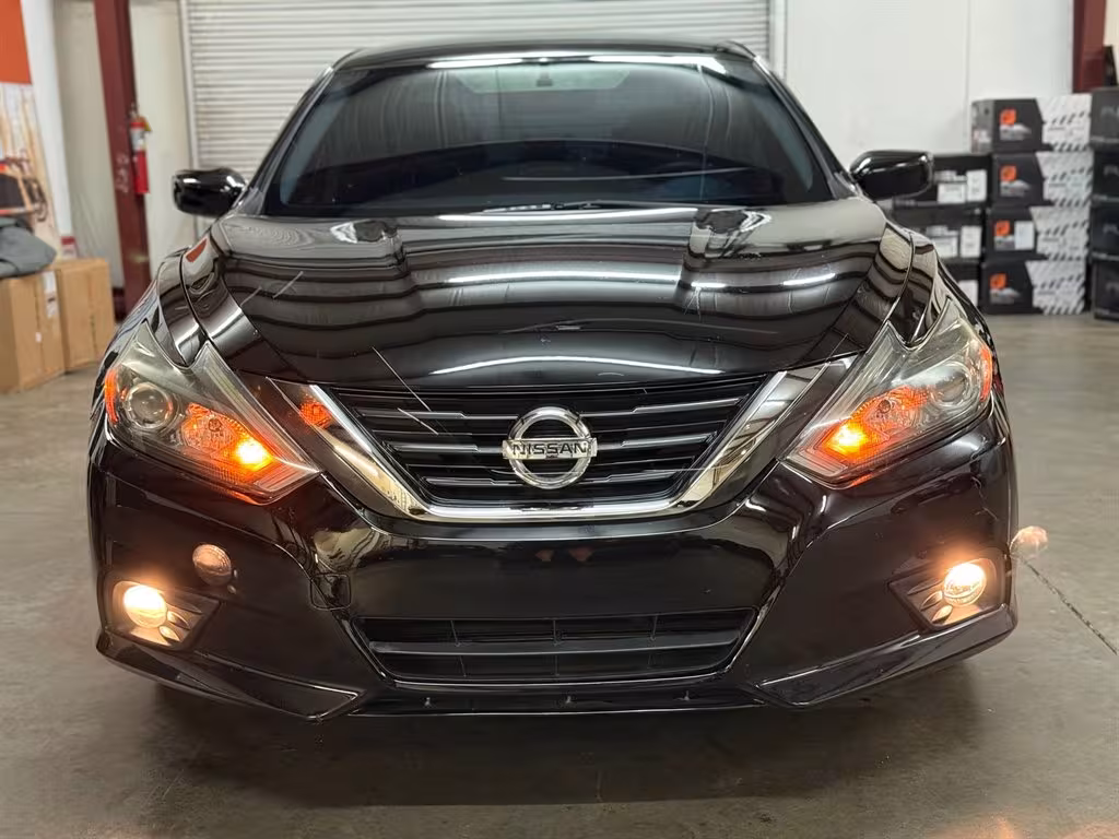2018 Nissan Altima - 1N4AL3AP5JC151124 - Image #3