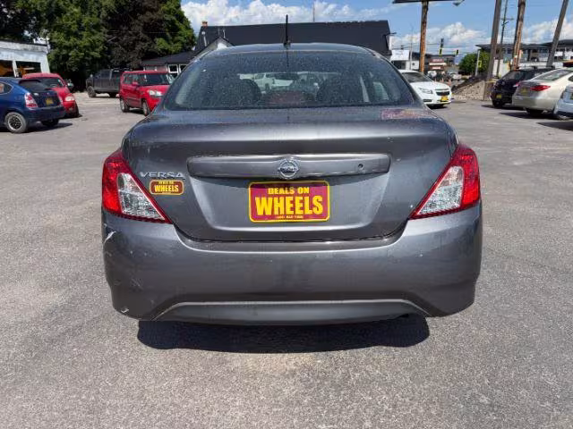 2018 Nissan Versa - 3N1CN7AP2JL811888 - Image #3