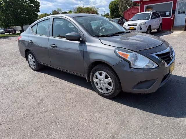 2018 Nissan Versa - 3N1CN7AP2JL811888 - Image #4