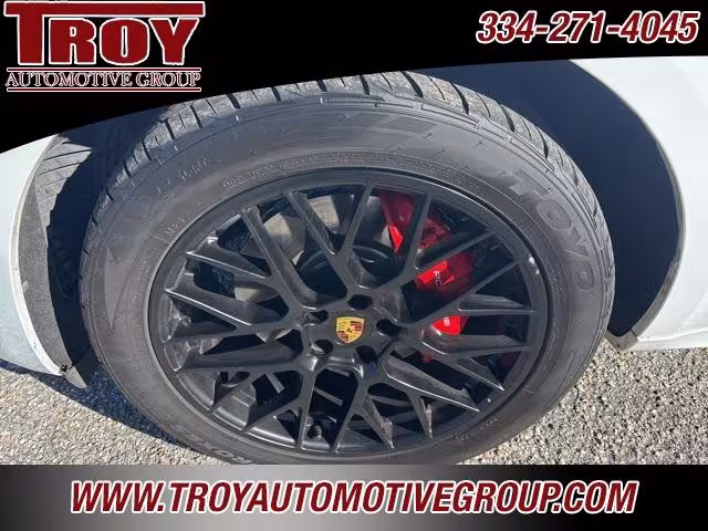 2018 Porsche Macan - WP1AG2A57JLB61837 - Image #18