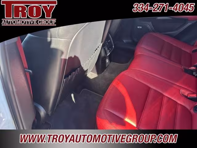 2018 Porsche Macan - WP1AG2A57JLB61837 - Image #27