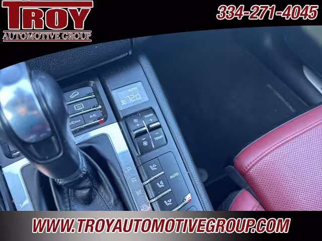 2018 Porsche Macan - WP1AG2A57JLB61837 - Image #58